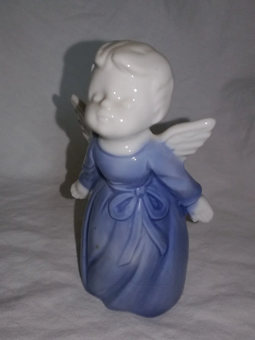 Vintage Boy Angel Blowing Kiss Christmas Decor 4